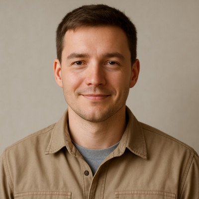 Lukas W.